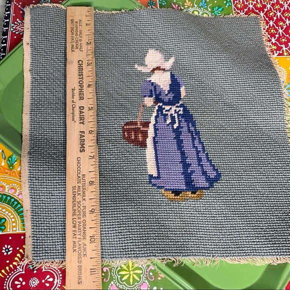 Dutch Girl Needlepoint - Picture 4 of 6
